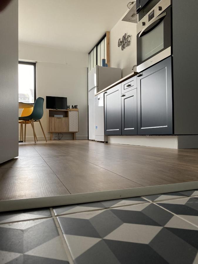 Super Appartement Cosy, Parking Prive Courseulles-sur-Mer Buitenkant foto